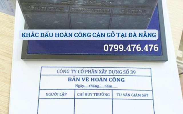 KHẮC DẤU HOÀN CÔNG CÁN GỖ TẠI ĐÀ NẴNG